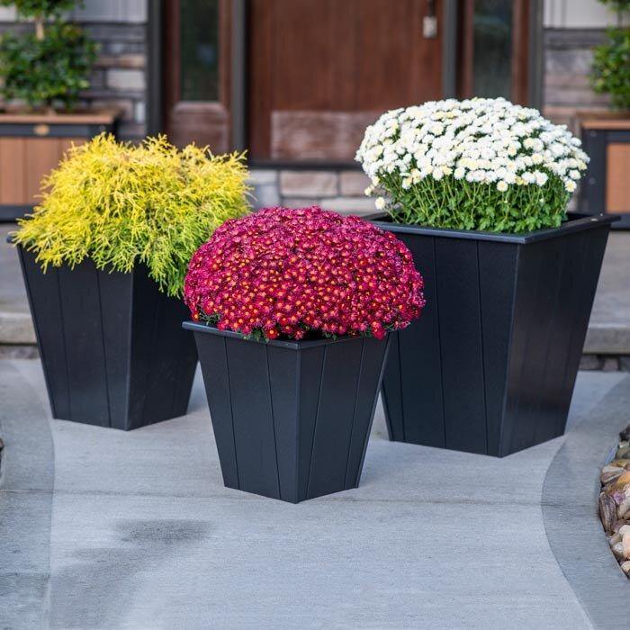 Amish Elite Planters
