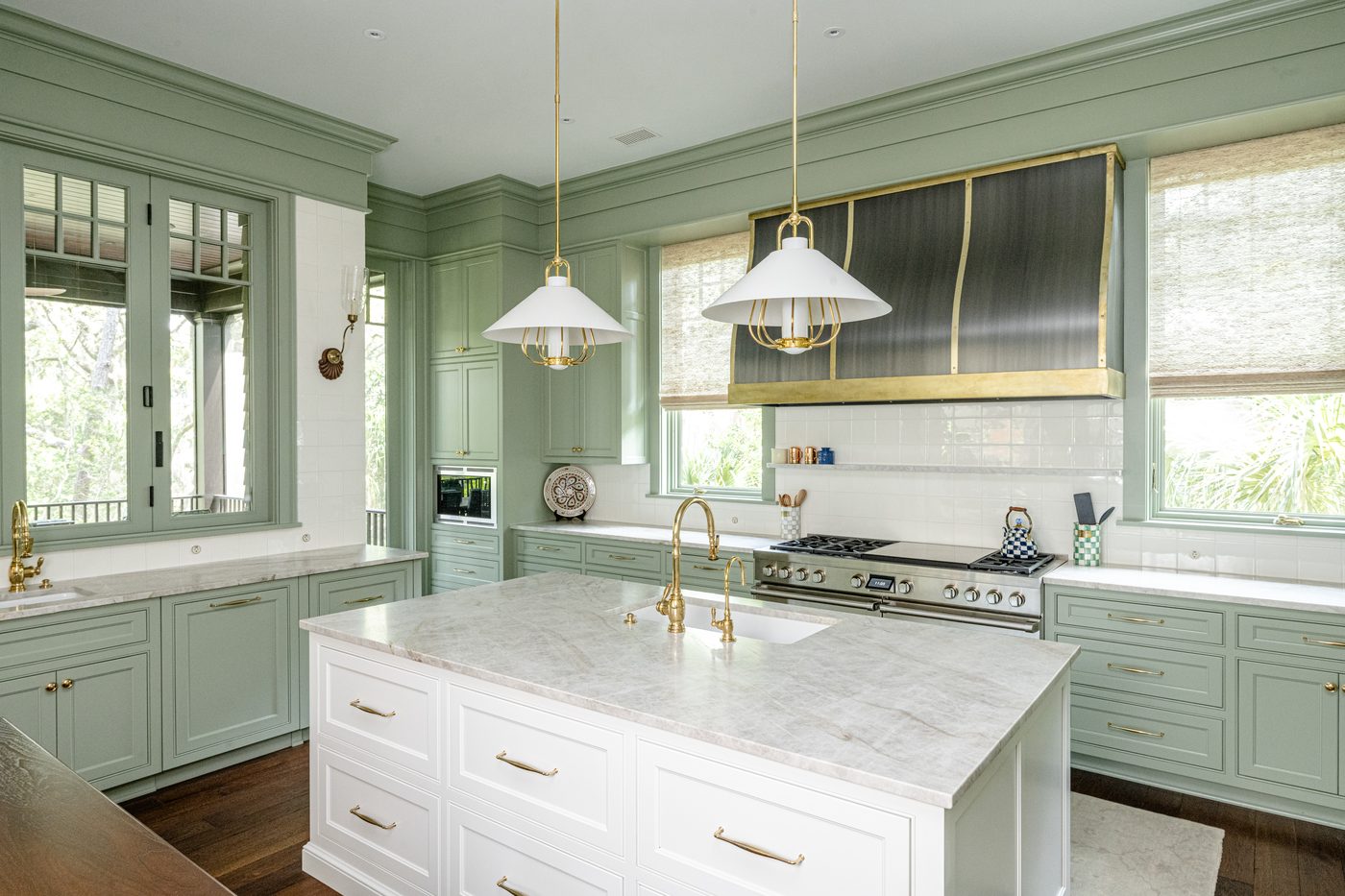 403 Snowy Egret custom Amish cabinetry project, Kiawah