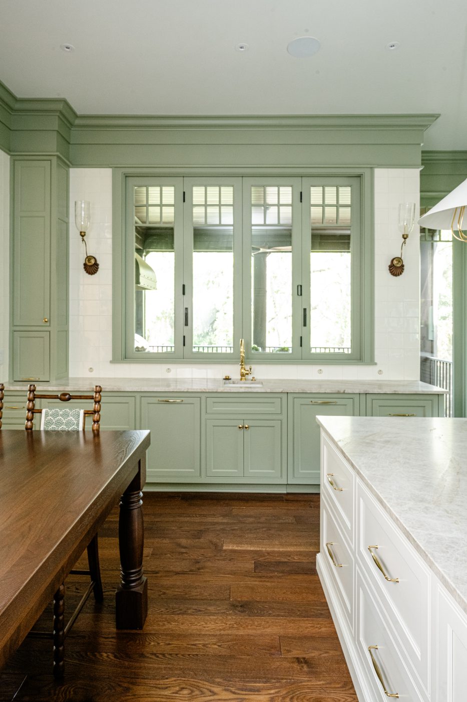 403 Snowy Egret custom Amish cabinetry project, Kiawah