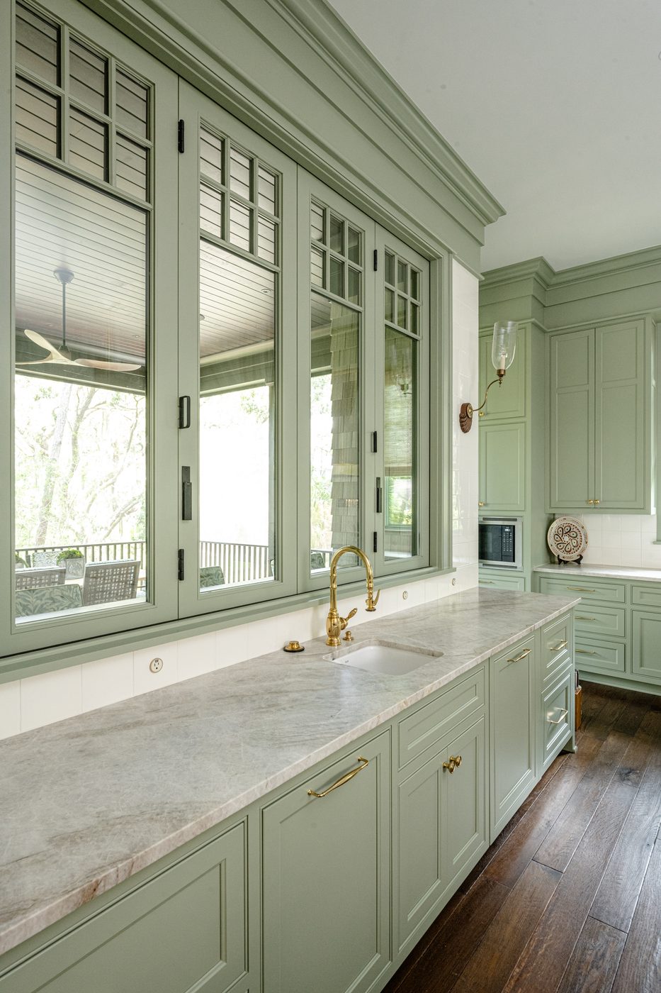 403 Snowy Egret custom Amish cabinetry project, Kiawah