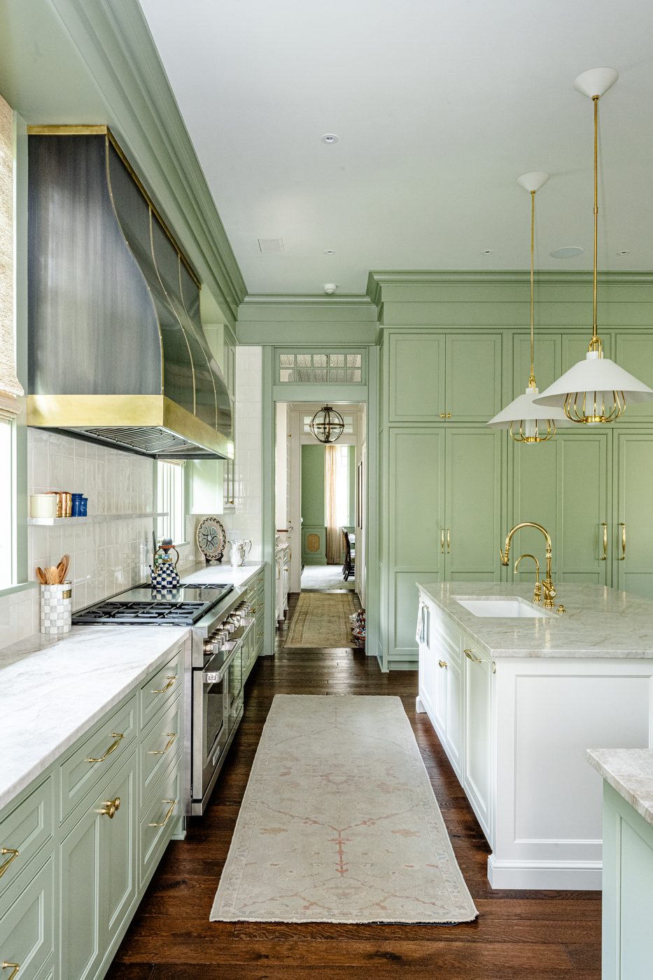 403 Snowy Egret custom Amish cabinetry project, Kiawah