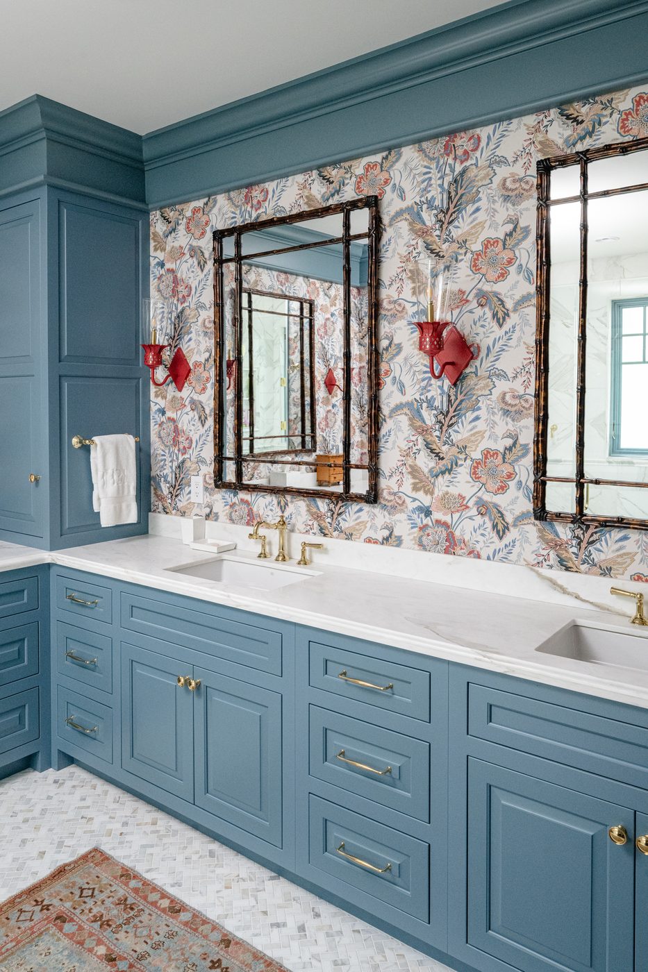 403 Snowy Egret custom Amish cabinetry project, Kiawah