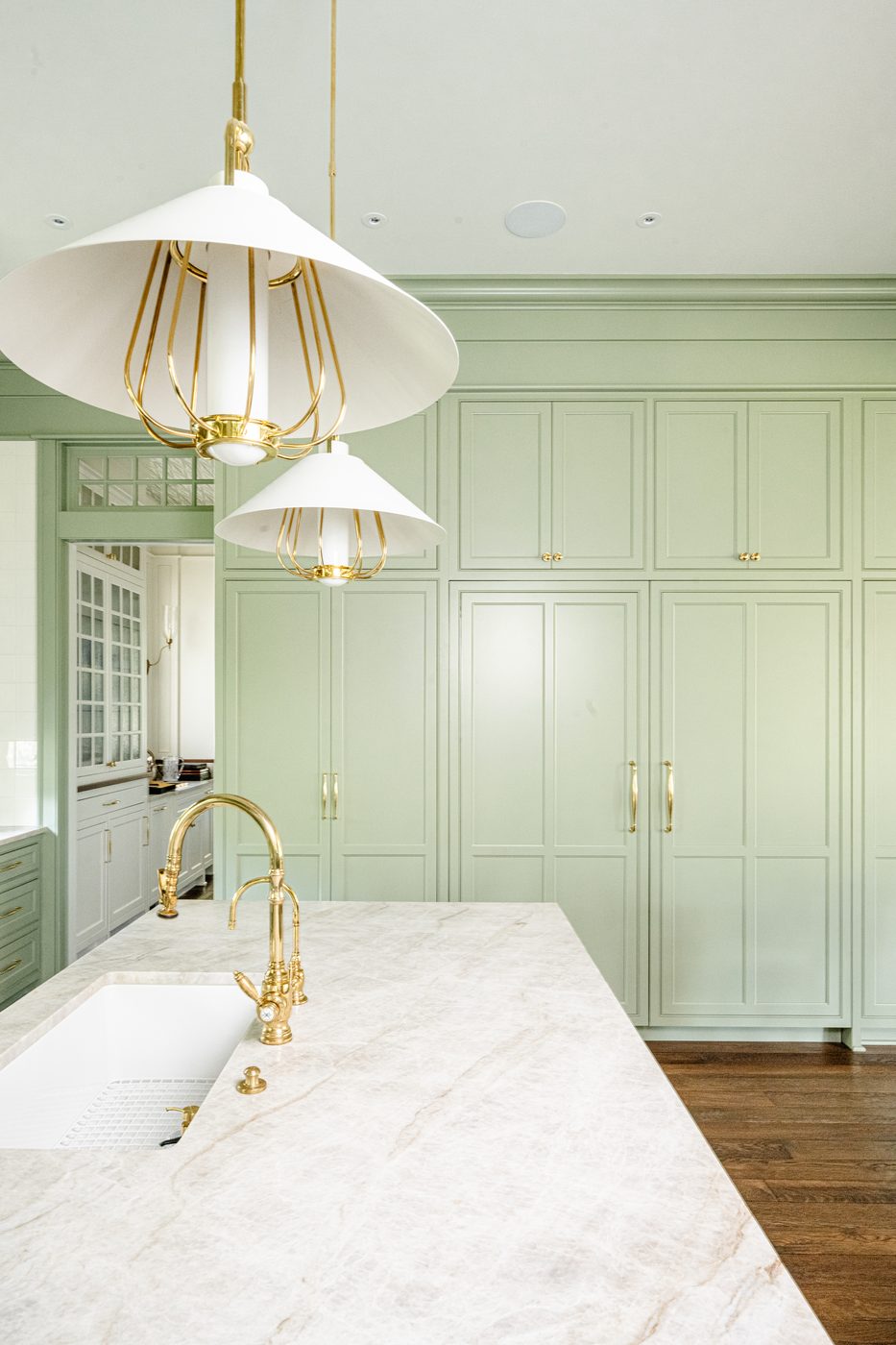 403 Snowy Egret custom Amish cabinetry project, Kiawah
