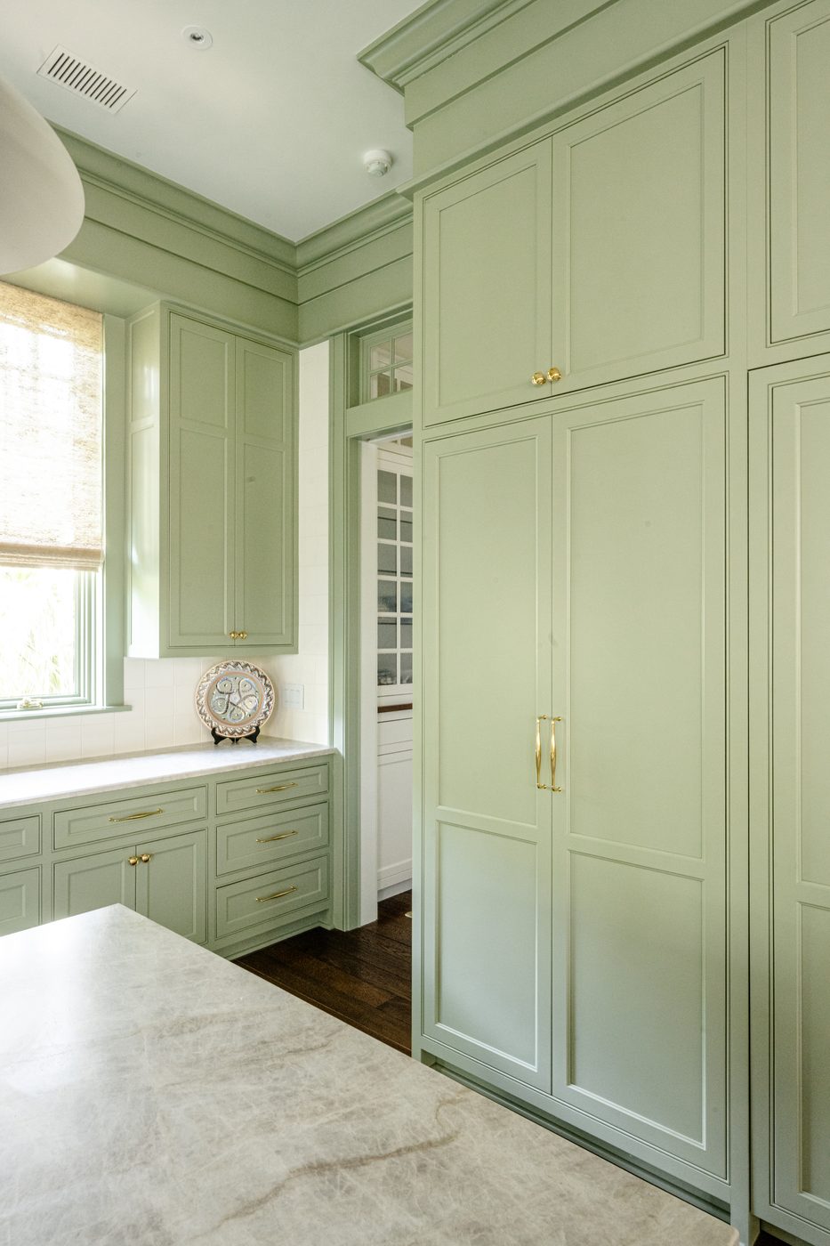 403 Snowy Egret custom Amish cabinetry project, Kiawah